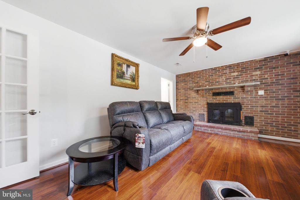4529 EATON PLACE