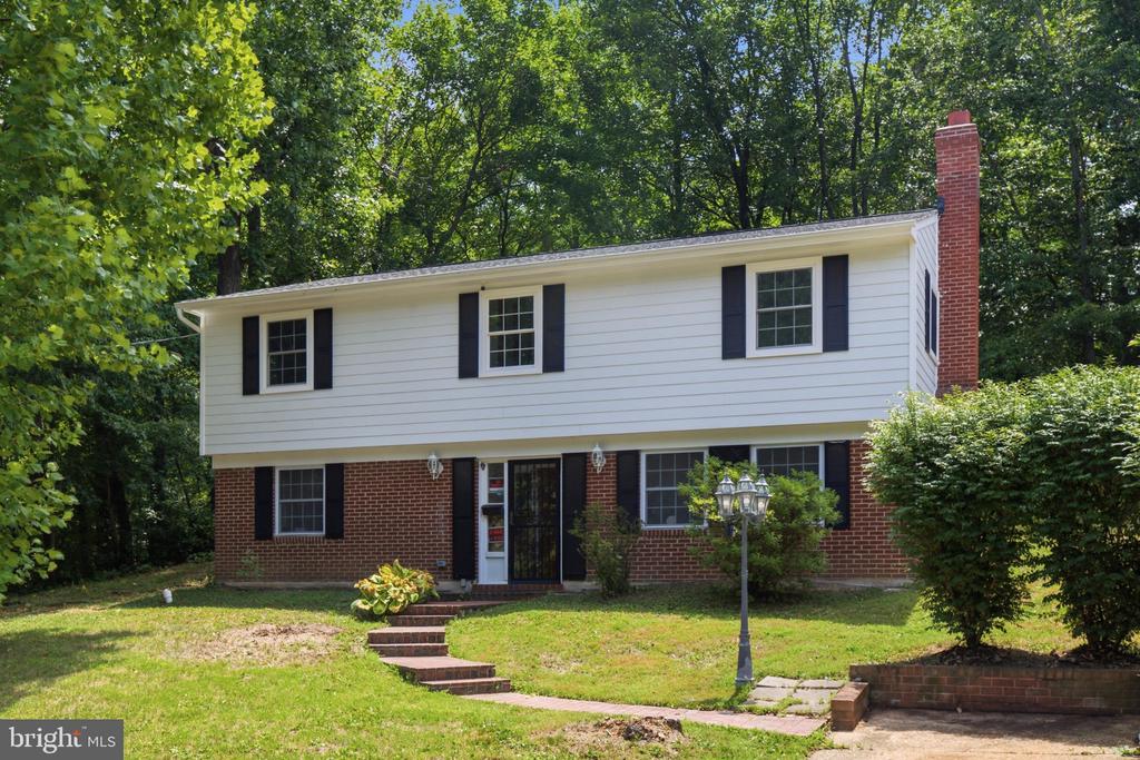 4529 EATON PLACE