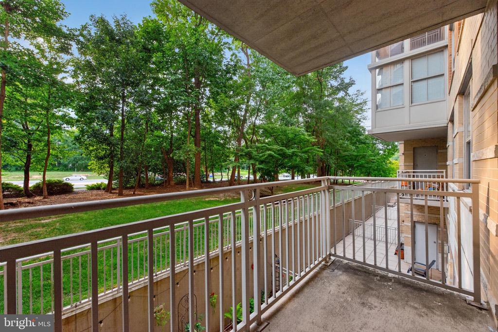 11800 SUNSET HILLS ROAD Unit: 212