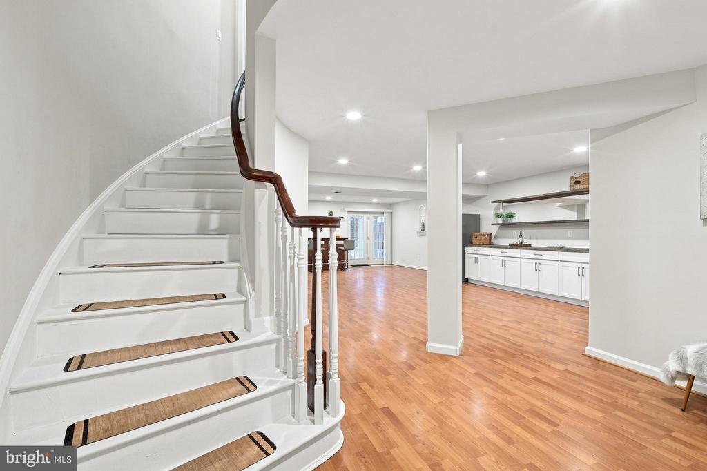 8181 USHER DRIVE