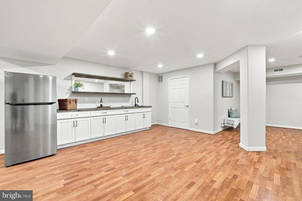 8181 USHER DRIVE