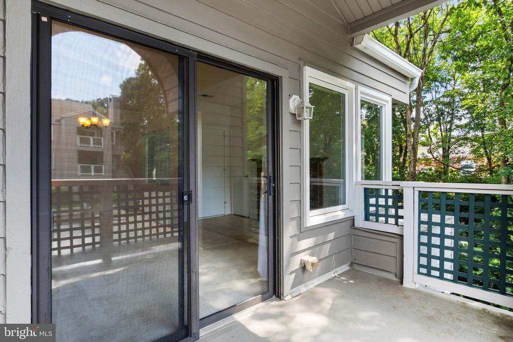11735 SUMMERCHASE CIRCLE Unit: B