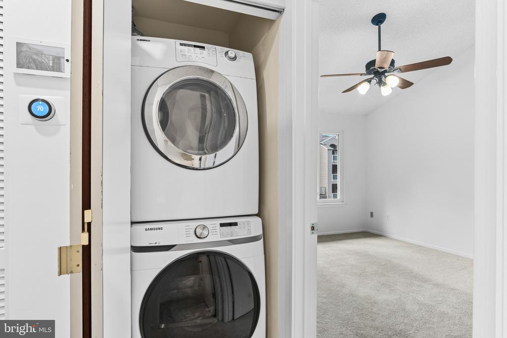 11735 SUMMERCHASE CIRCLE Unit: B