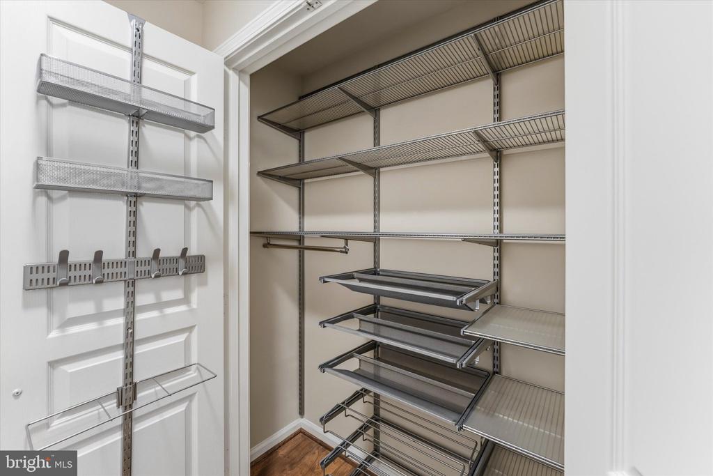 12000 MARKET STREET Unit: 446
