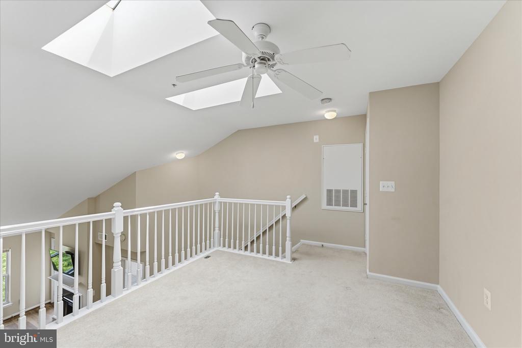 12000 MARKET STREET Unit: 446