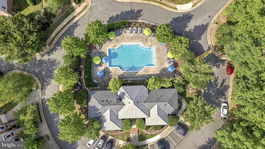 1701 LAKE SHORE CREST DRIVE Unit: 16