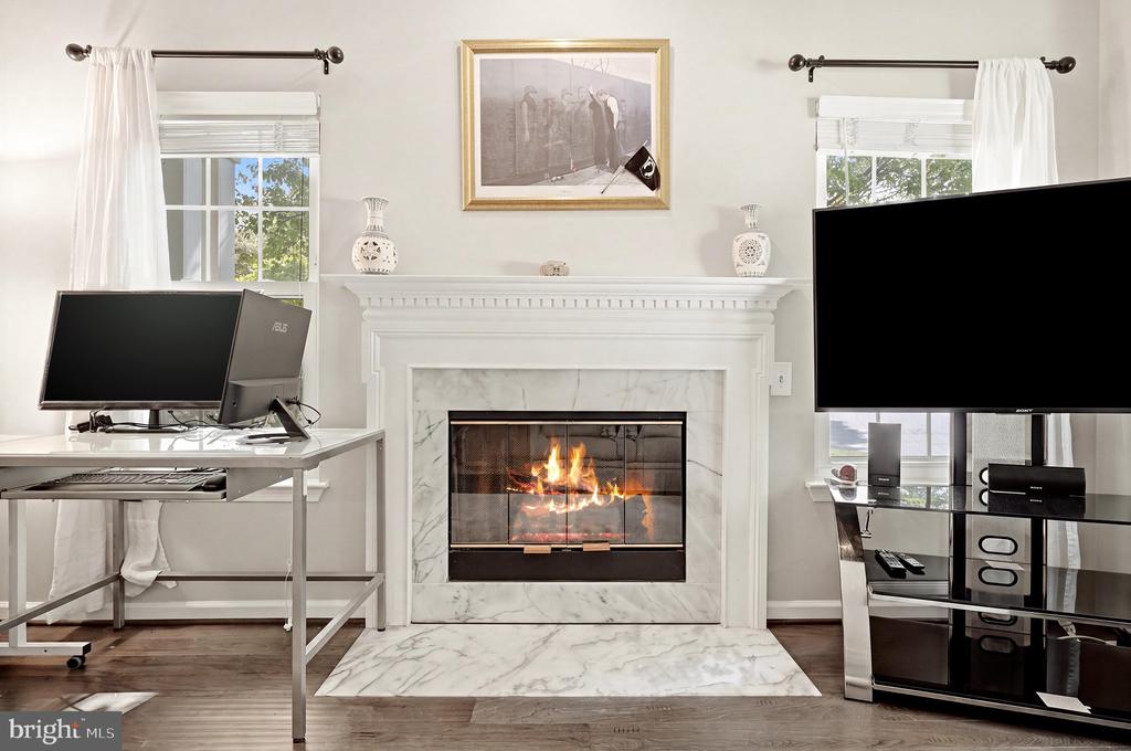 1701 LAKE SHORE CREST DRIVE Unit: 16