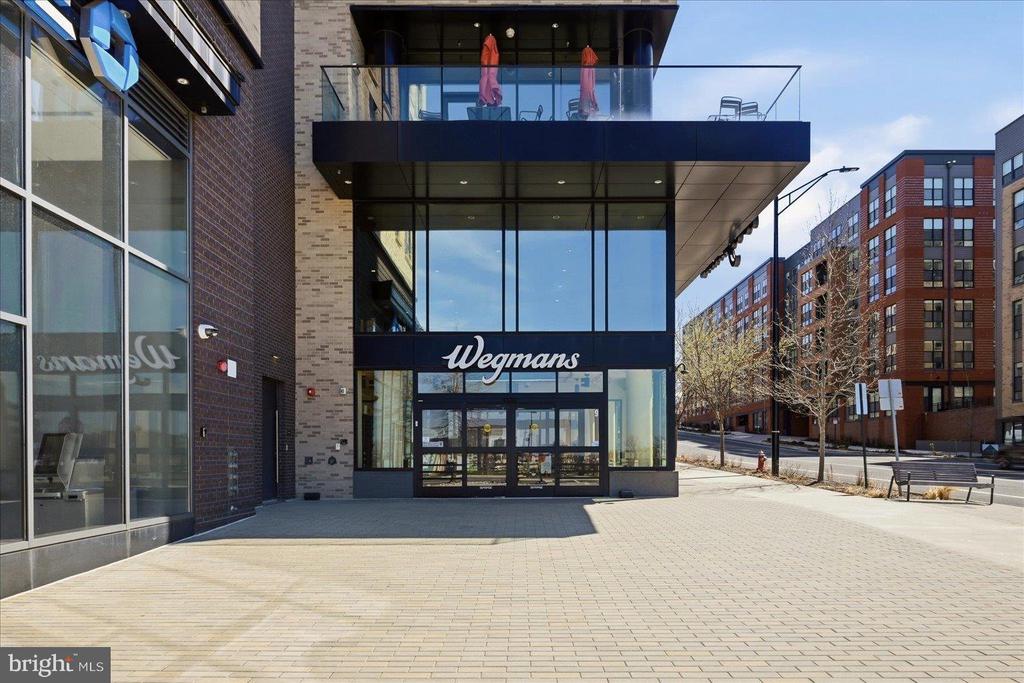 1701 LAKE SHORE CREST DRIVE Unit: 16