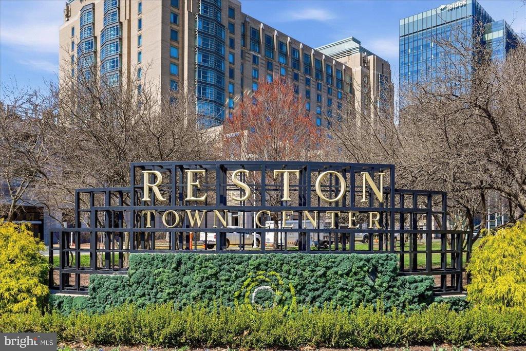 1701 LAKE SHORE CREST DRIVE Unit: 16