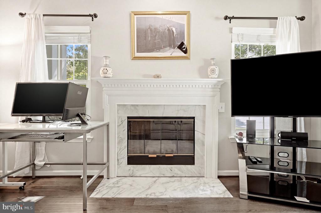 1701 LAKE SHORE CREST DRIVE Unit: 16