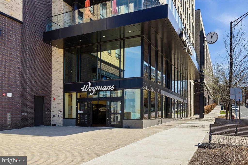 1701 LAKE SHORE CREST DRIVE Unit: 16