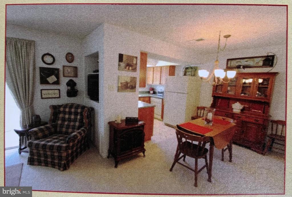 12102 GREEN LEAF COURT Unit: 102