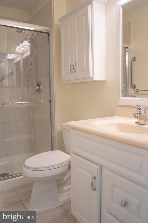 12102 GREEN LEAF COURT Unit: 102