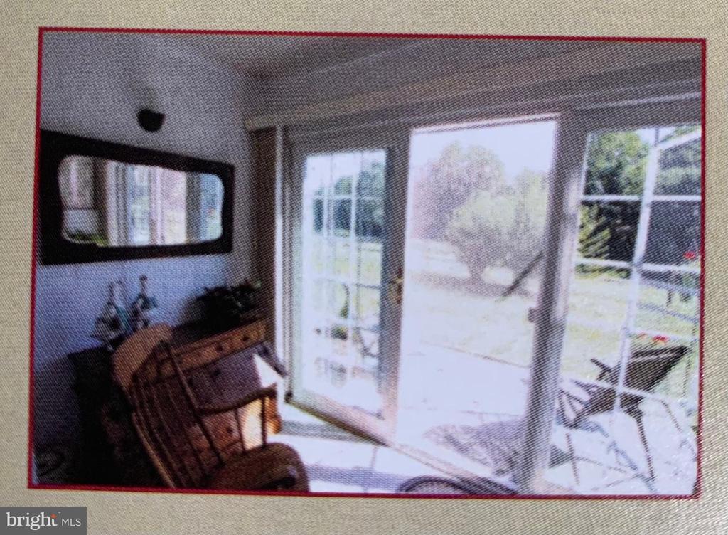 12102 GREEN LEAF COURT Unit: 102
