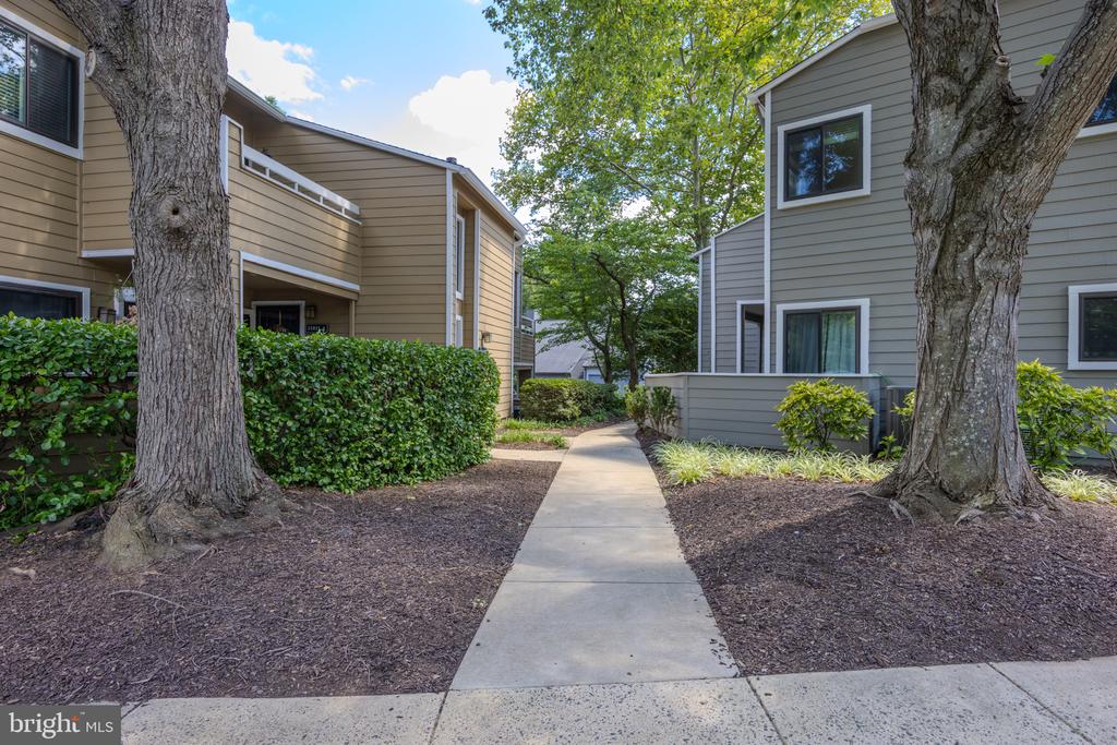 11017-A VILLARIDGE COURT