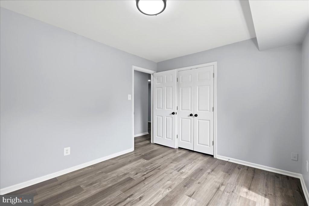 218 LOCUST STREET SE Unit: 142