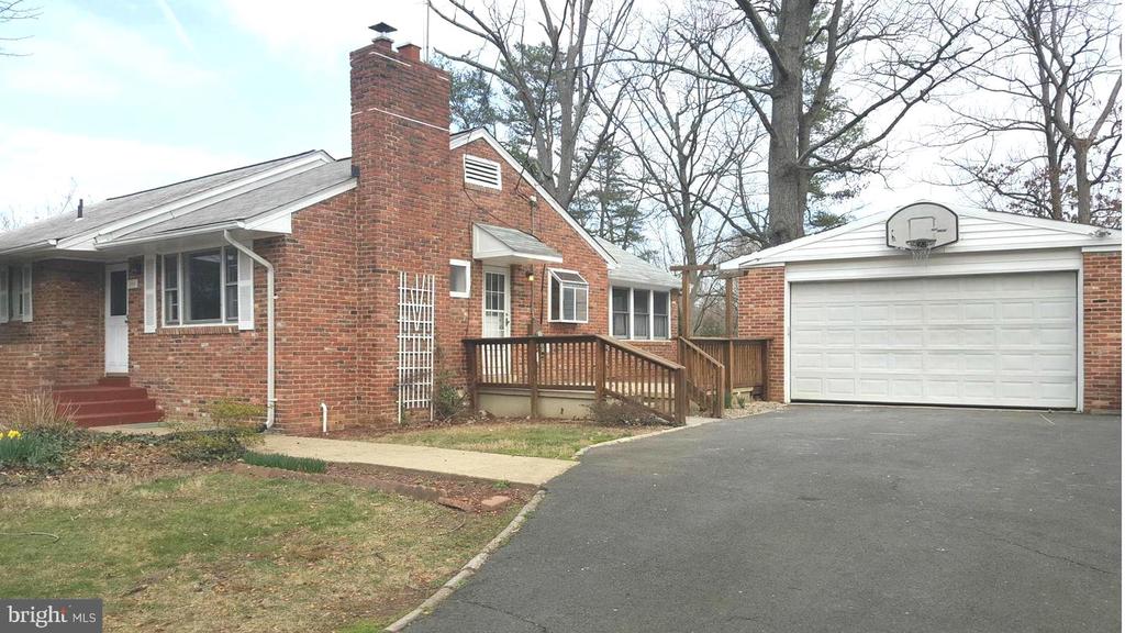 5901 BROOKLAND ROAD