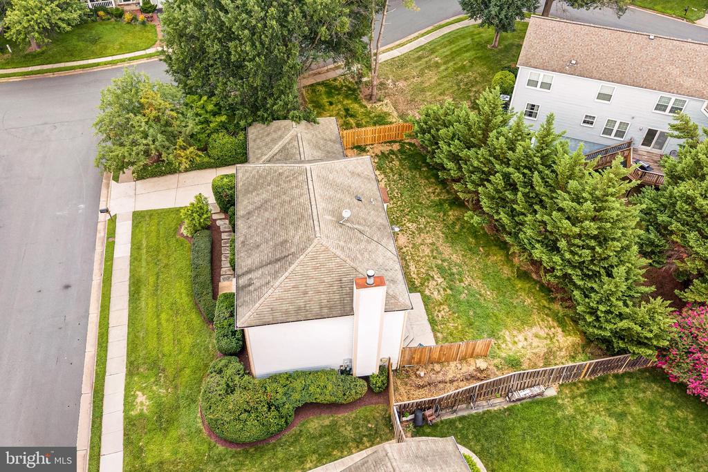 1425 CELLAR CREEK WAY