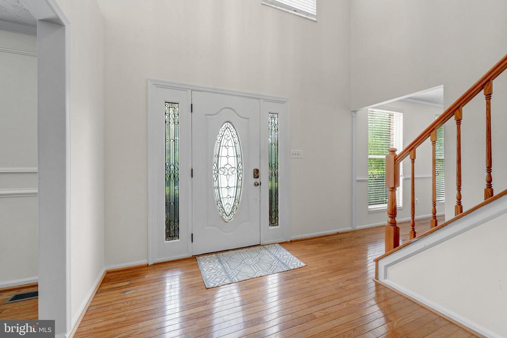 1425 CELLAR CREEK WAY