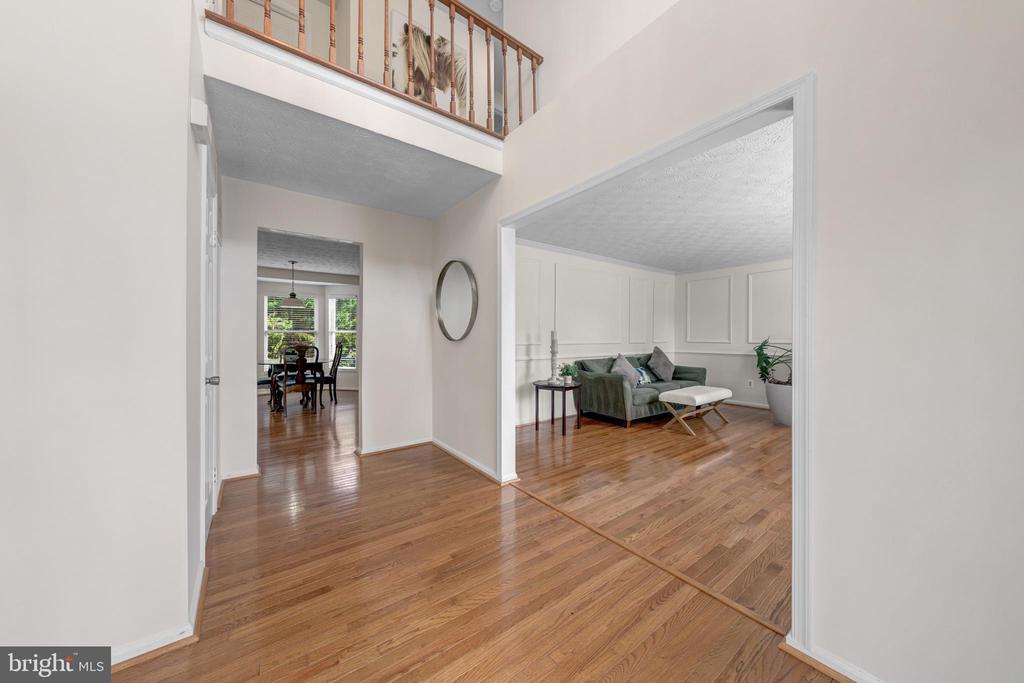1425 CELLAR CREEK WAY
