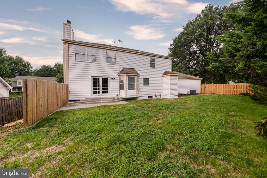 1425 CELLAR CREEK WAY