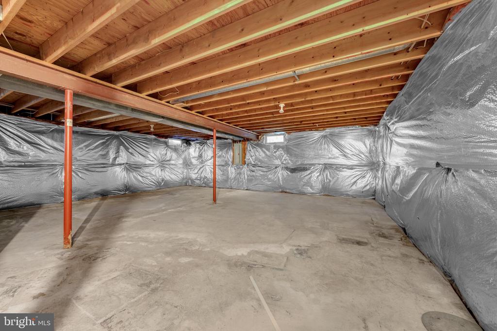 1425 CELLAR CREEK WAY