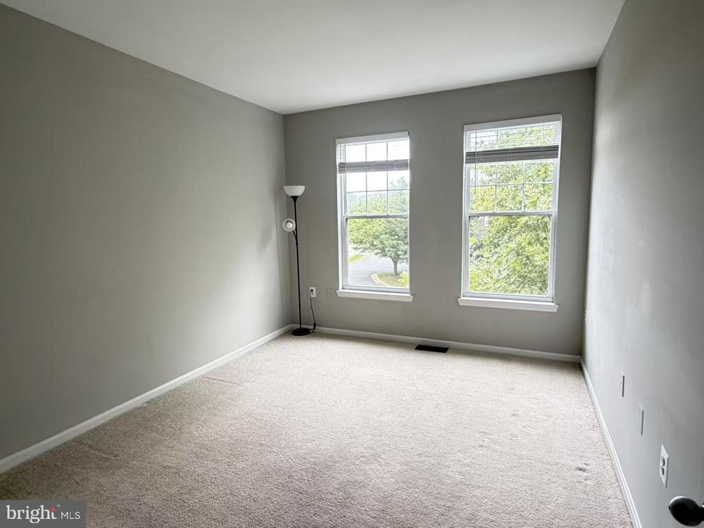 11353 ARISTOTLE DRIVE Unit: 8-305