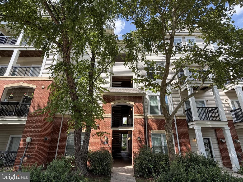 11353 ARISTOTLE DRIVE Unit: 8-305