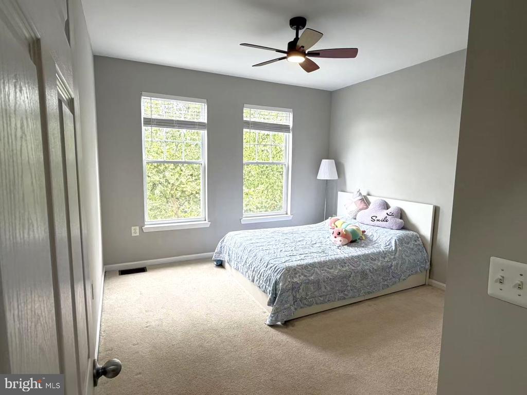 11353 ARISTOTLE DRIVE Unit: 8-305