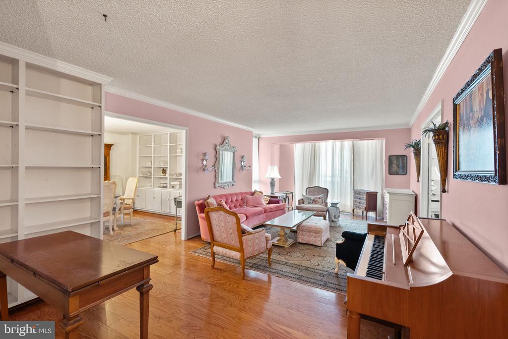 1800 OLD ROAD Unit: 1021
