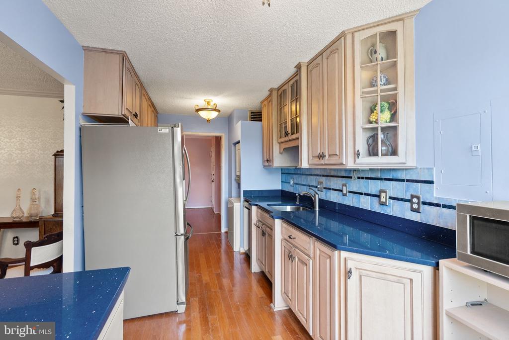1800 OLD ROAD Unit: 1021