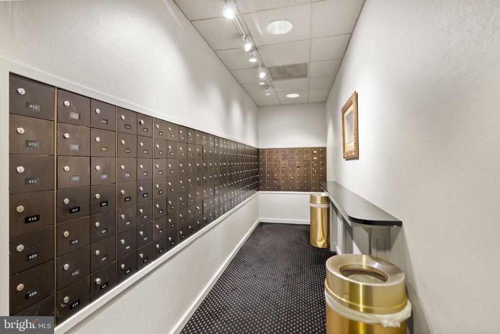1800 OLD ROAD Unit: 1021