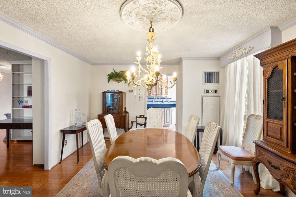 1800 OLD ROAD Unit: 1021