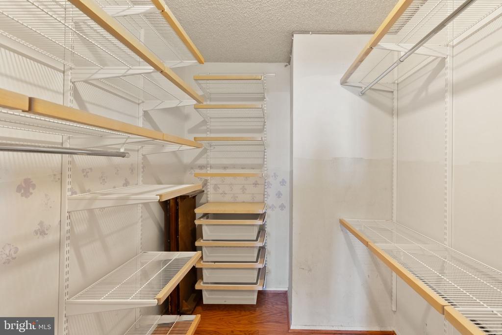 1800 OLD ROAD Unit: 1021