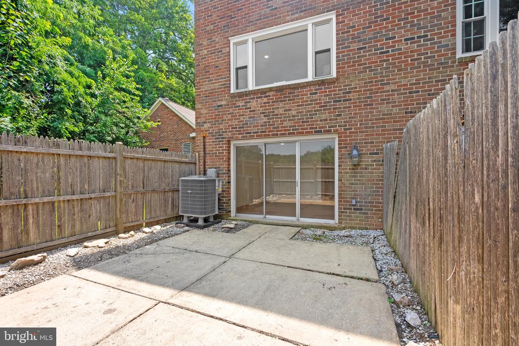 8530 BARRINGTON COURT Unit: 938