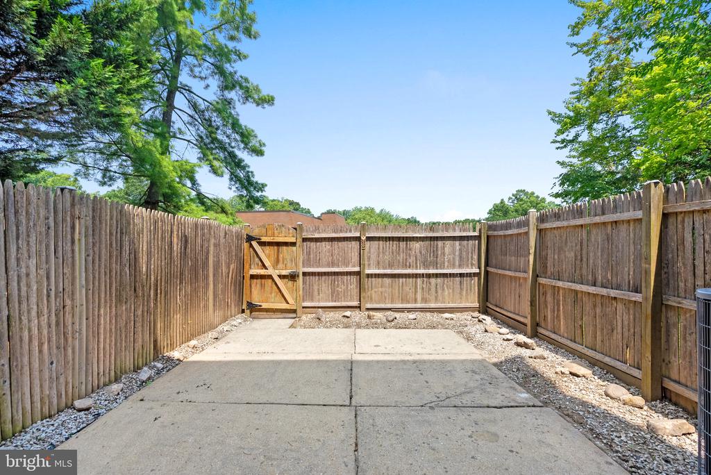 8530 BARRINGTON COURT Unit: 938