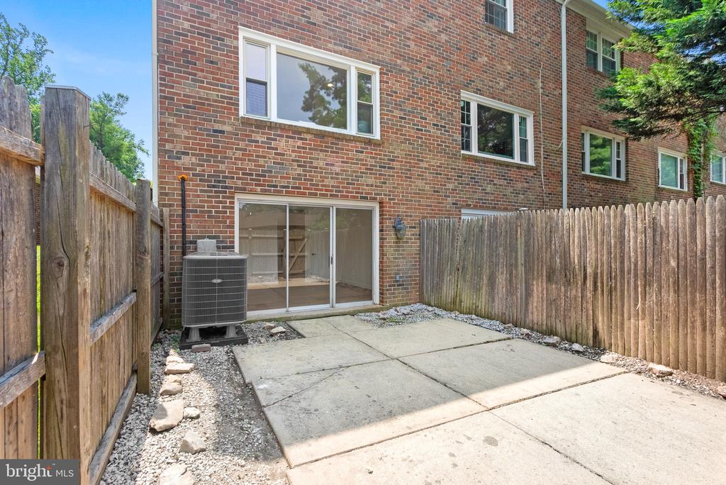 8530 BARRINGTON COURT Unit: 938