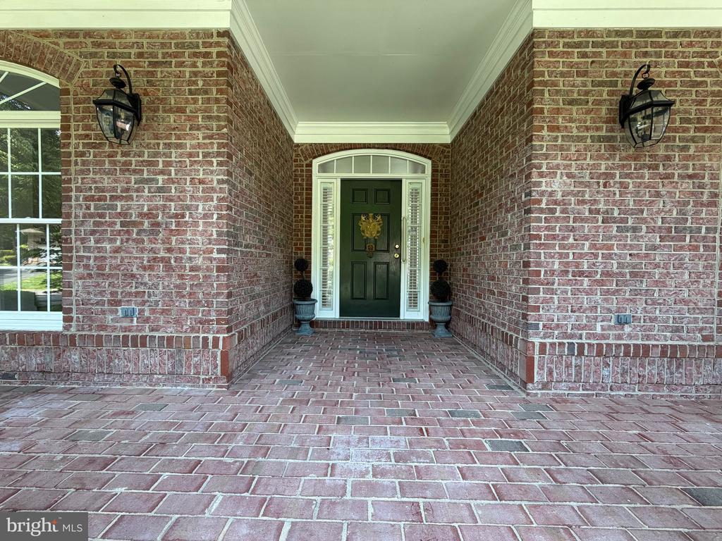 10799 GLEN MIST LANE