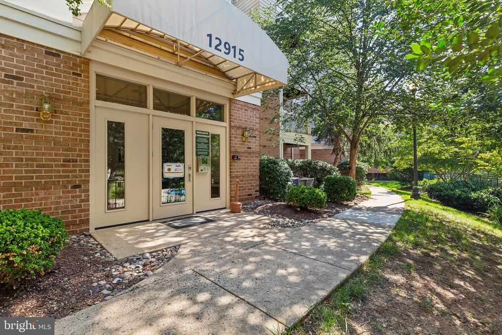 12915 ALTON SQUARE Unit: 114