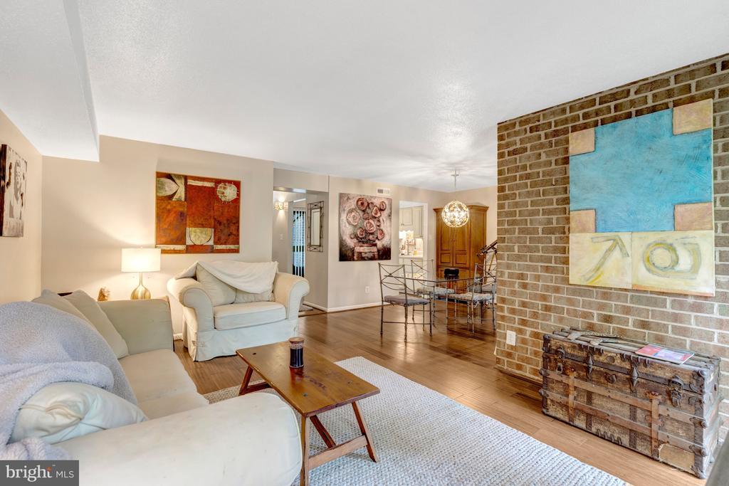 1550 MOORINGS DRIVE Unit: 1A/22C
