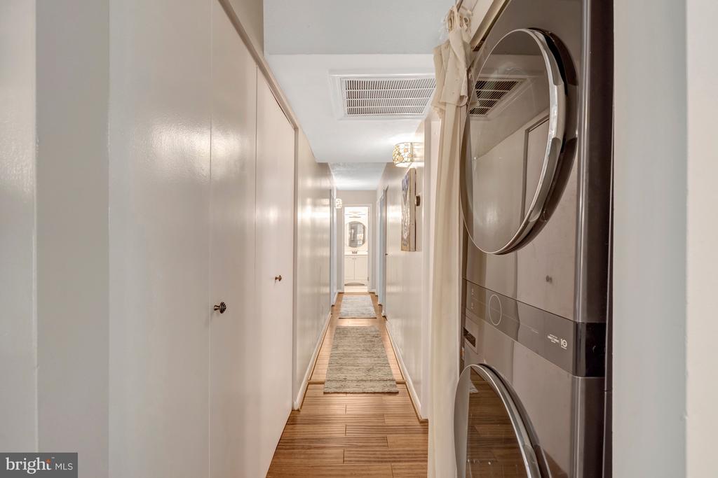 1550 MOORINGS DRIVE Unit: 1A/22C