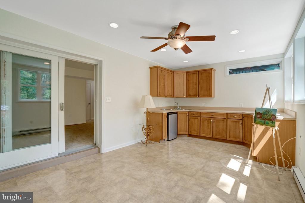 4503 LANTERN PLACE