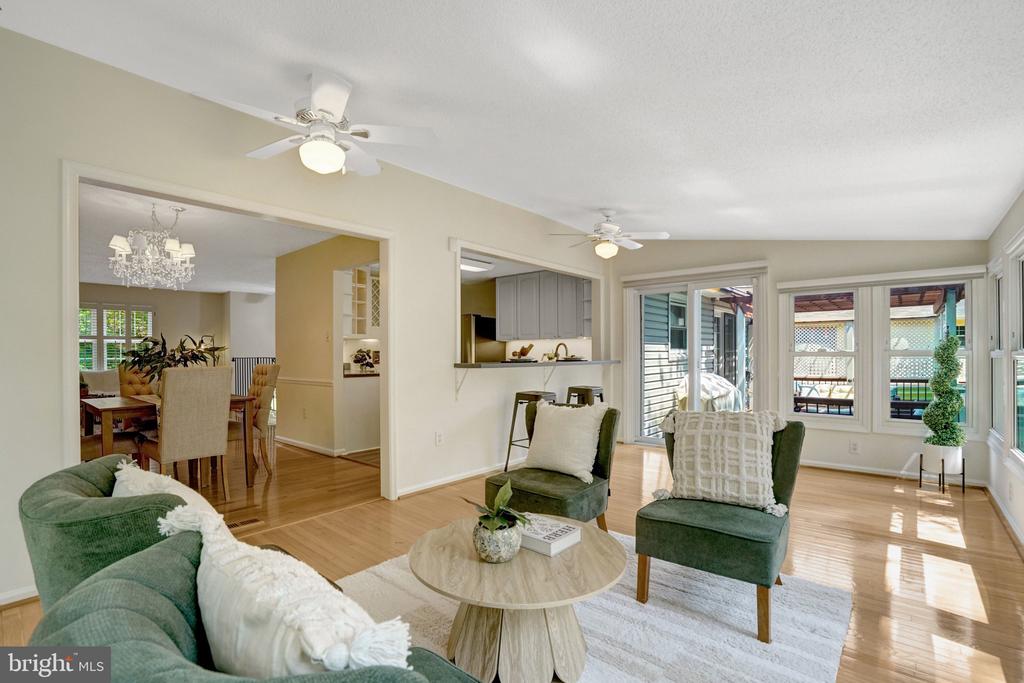 4503 LANTERN PLACE