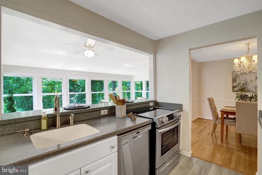 4503 LANTERN PLACE