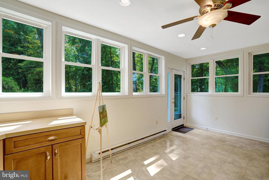 4503 LANTERN PLACE