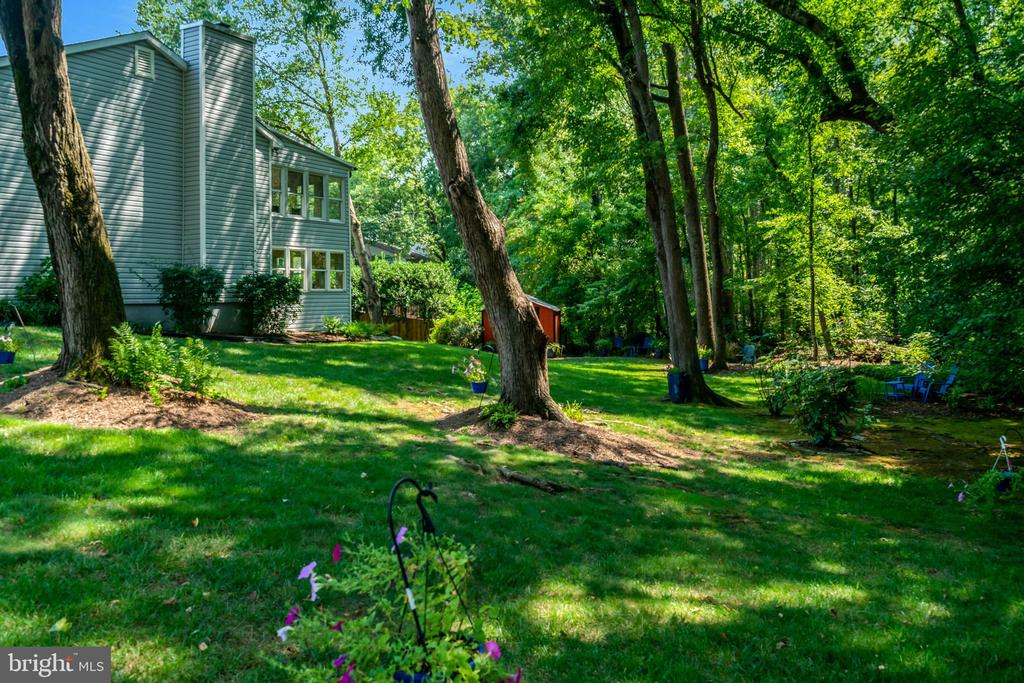4503 LANTERN PLACE