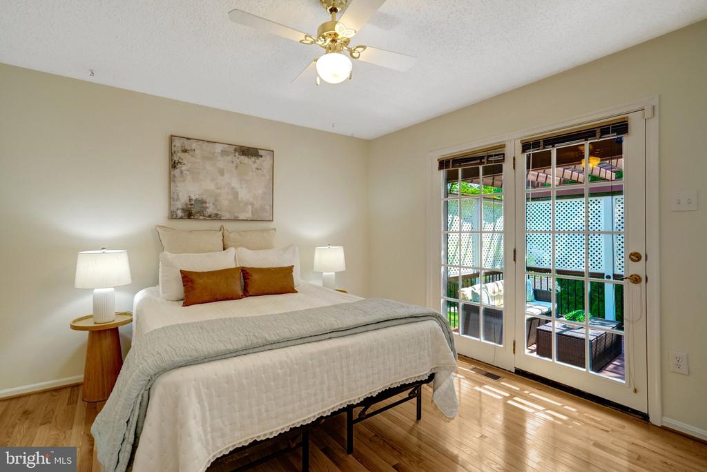 4503 LANTERN PLACE
