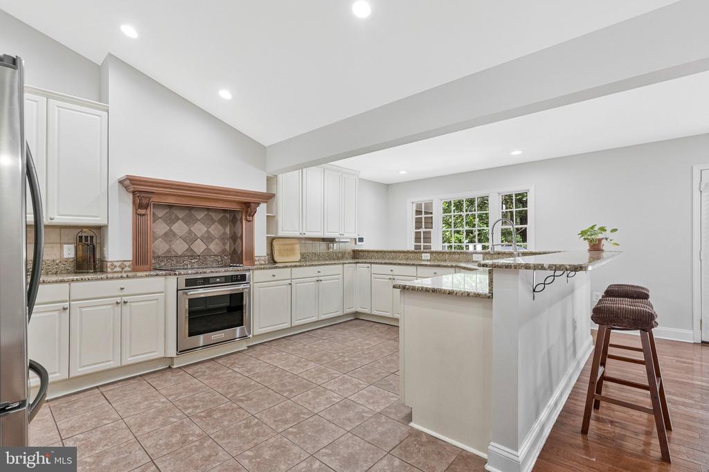 13716 SPRINGHAVEN DRIVE