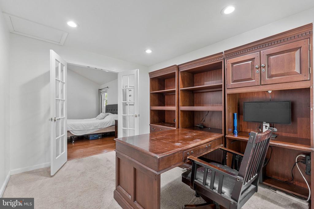 13716 SPRINGHAVEN DRIVE