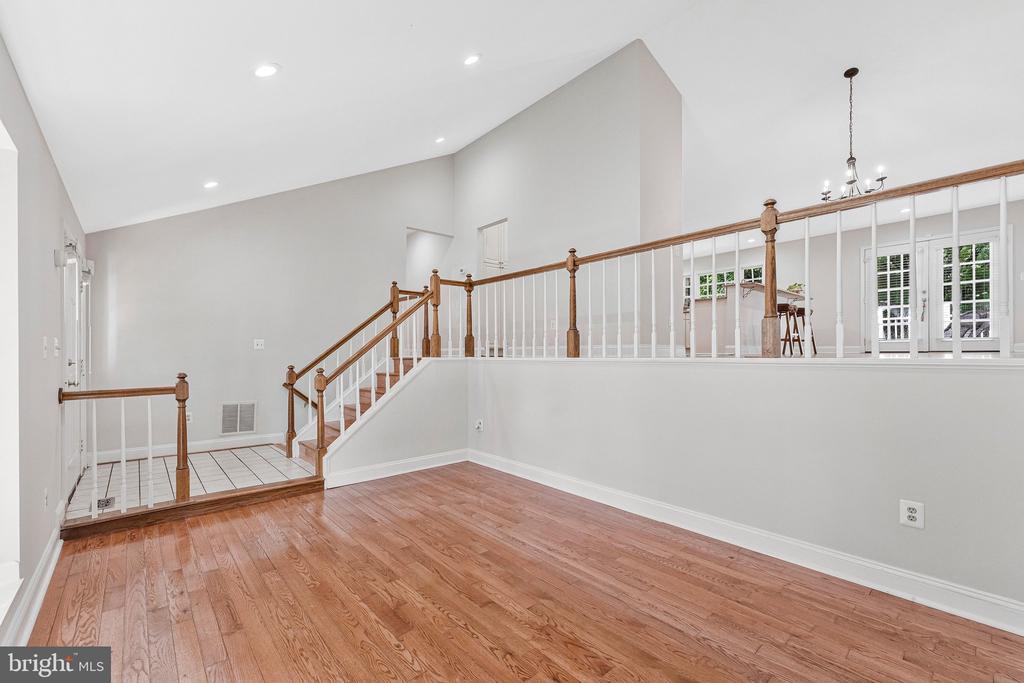 13716 SPRINGHAVEN DRIVE